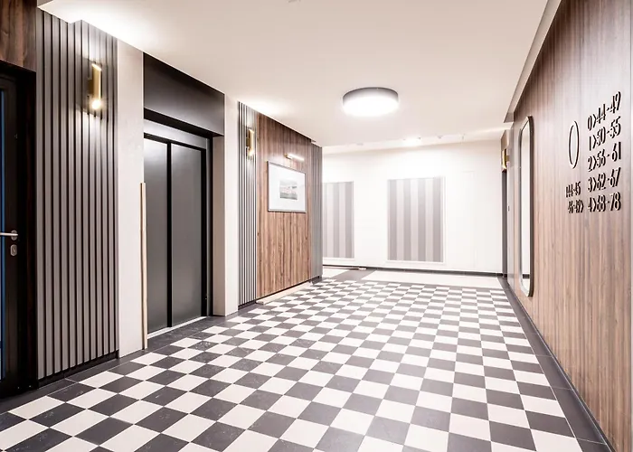 Superapart Holzera 6 - Parking Apartment