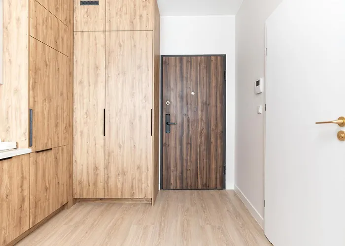 Superapart Holzera 6 - Parking Warsaw